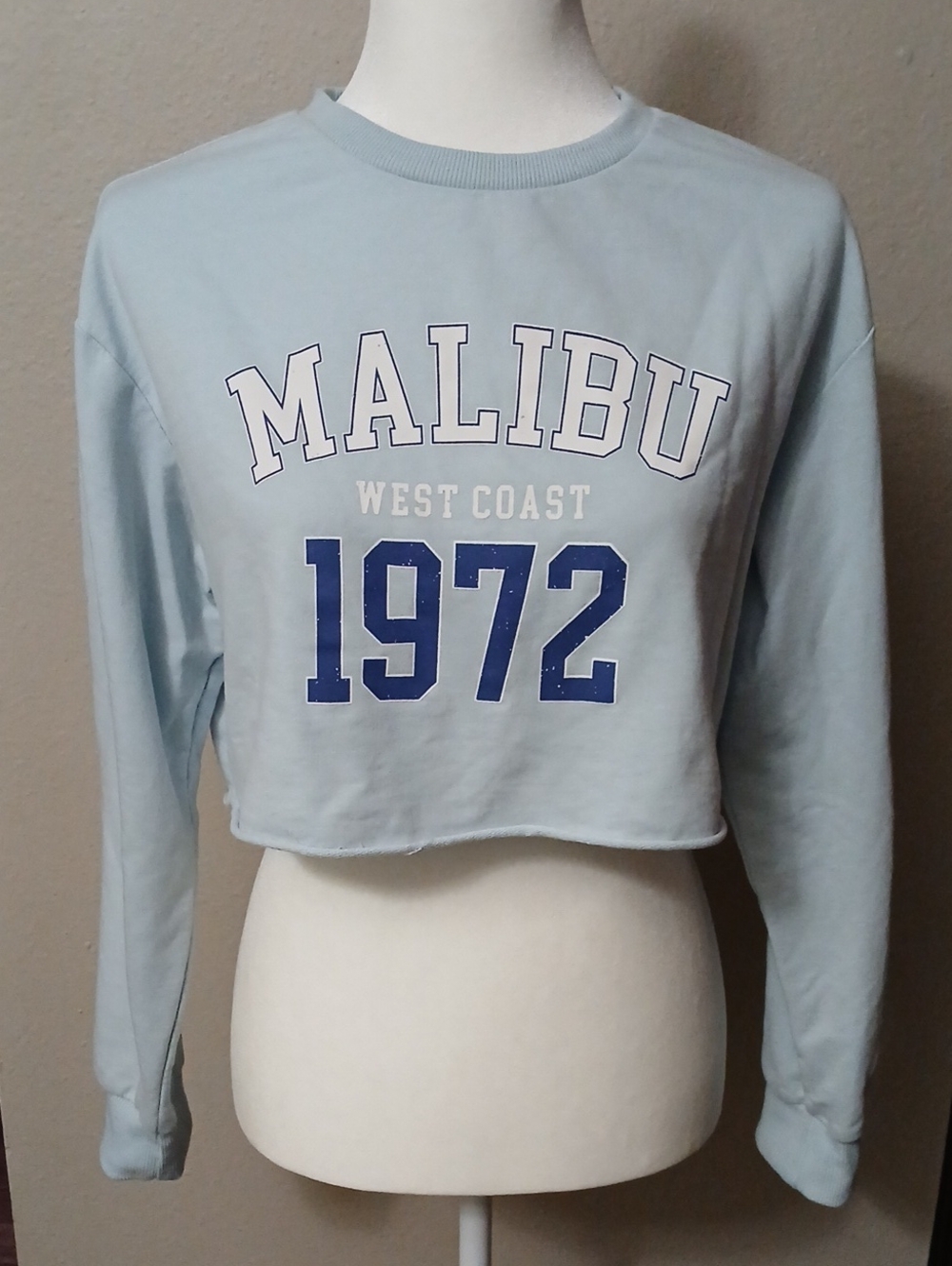 Malibu West Coast 1972 Light Blue Cropped Sweatshirt